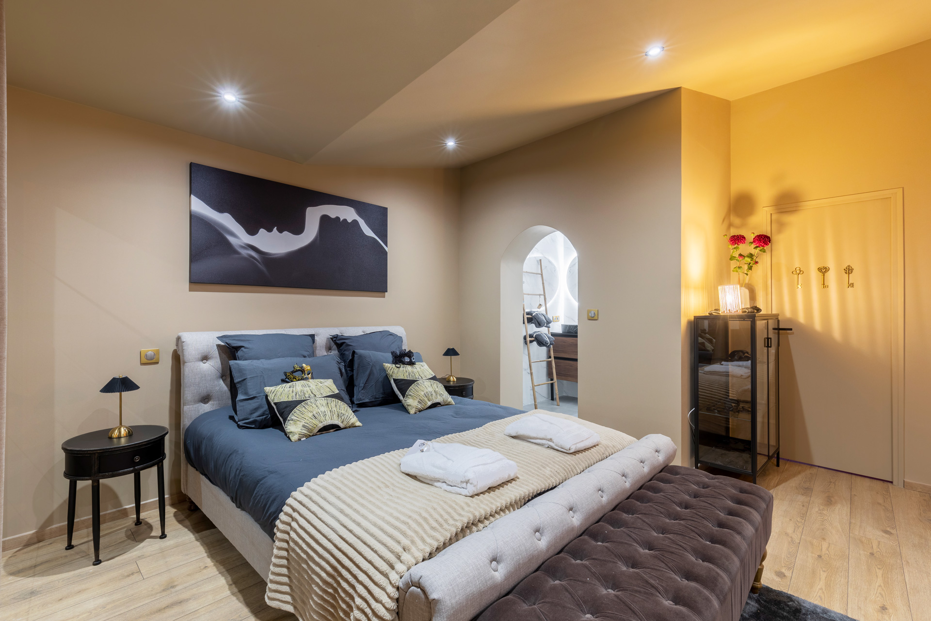 Chambre romantique avec lit Queen Size